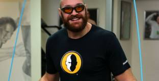 Фюри за подготовката си за боя с Усик: Пуснах си брада