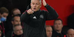 Следващите три мача ще определят съдбата на Оле