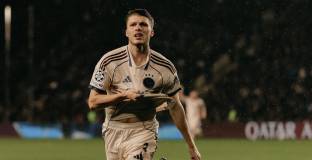 Карабах - Аякс 2:4 