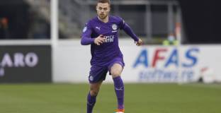 Милан се интересува от шведски халф