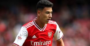 Юнгберг: Мартинели е като 