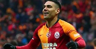 Галатасарай - Денизплиспор 2:1 