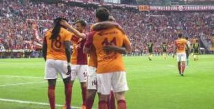 Галатасарай - Малатияспор 2:0 