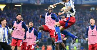 Хамбургер се завърна в германския елит