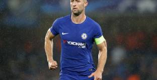 Кейхил е шокиран от отношението на Сари