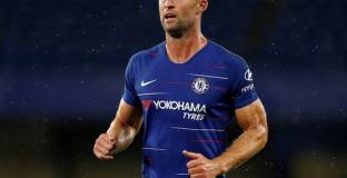 Фабрегас разкритикува Сари заради Кейхил