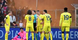 Два гола, два червени картона и успех за Лацио, Фиорентина също зарадва феновете си