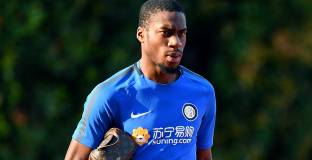 Агент: Кондогбиа иска във Валенсия и на Световно