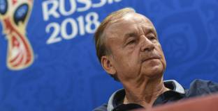 Рот: Дузпата?  Там имаше игра с ръка 