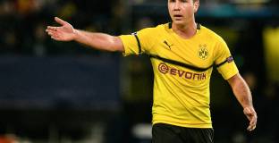 Гьотце може да премине в Байер