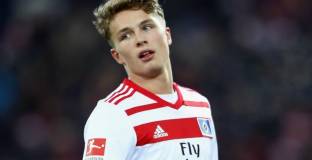 Байерн Мюнхен следи талант на Хамбургер 