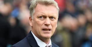 Мойс коментира слуховете за Евертън