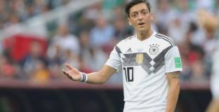 Нойер: Йозил нямаше да напусне, ако се бяхме представили добре на Световното