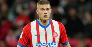  Рома и Хирона преговарят за Довбик 