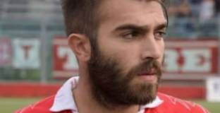 Футболист почина по време на мач в памет на брат си