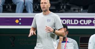 Временно отстраниха треньора на САЩ