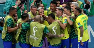  Бразилия излиза с резервите срещу Камерун? 