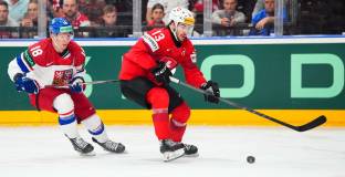 Дания размаза Унгария, Франция с нова загуба