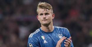 Де Лигт е приоритет за Челси в отбранителната линия