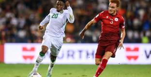 Армения повали Ирландия у дома 