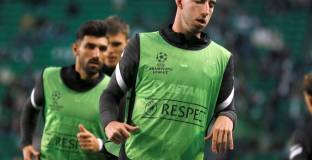  Уулвс е близо до покупката на Инасио 