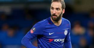 Игуаин отговори на критиките по свой адрес