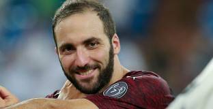 Игуаин: Мисля само за Милан