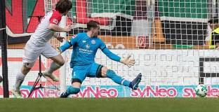 Аугсбург - Майнц 05 2:0 