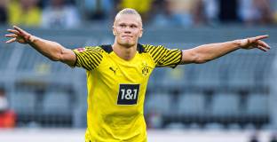 Холанд не планира да отива в Ман Юнайтед 