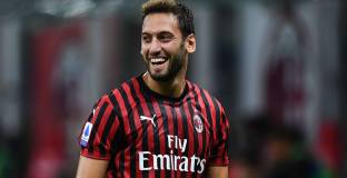 Чалханоглу отказа оферта от Катар