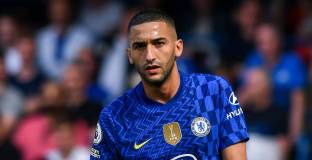   Ман Юнайтед наложил вето върху трансфера на Зиеш