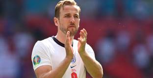 Моуриньо сравни Кейн с Рууни