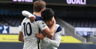 Тотнъм с класика над Лийдс (видео)