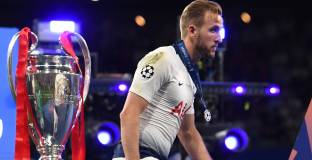 Бербатов: Кейн трябва да напусне Тотнъм