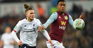 Астън Вила изхвърли най-младия Ливърпул в историята