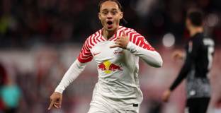 Шави Симонс няма да се връща в ПСЖ