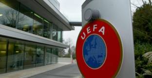 УЕФА глоби Реал Мадрид заради нацистки поздрав на фен на „Бернабеу“