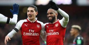 Арсенал вкара четири на Палас (видео)