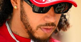 Хамилтън се извинил на журналистката след Гран При на Испания