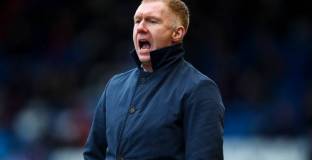 Скоулс: Ливърпул не е по-добър от Ман Сити