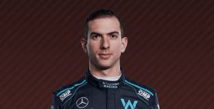  Латифи реагира на информацията за уволнението си