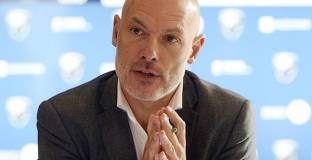  Уеб се връща от МЛС, за да оглави съдийския корпус 