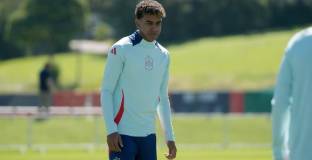 Стотици родни фенове зърнаха европейските шампиони