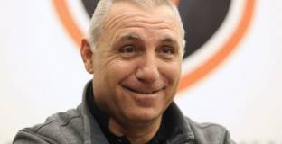 Стоичков обясни защо Меси не се върна в Барселона 