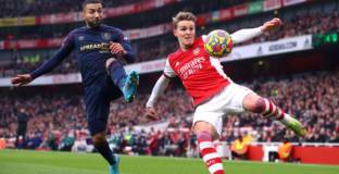 Арсенал и Бърнли без голове (видео)