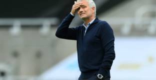 Тотнъм може да се размине с голямата компенсация за Моуриньо