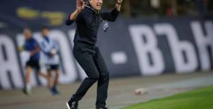 Веласкес обмисля промени в състава на Левски 