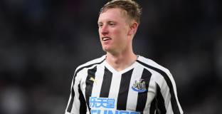 Стив Брус посъветва Юнайтед да забрави за Лонгстаф