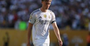 Пачо и Ернандес повече няма да играят на клубния Мондиал 