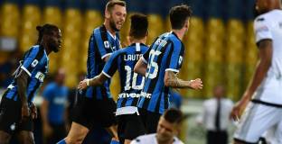 Италия с късна победа срещу Парма